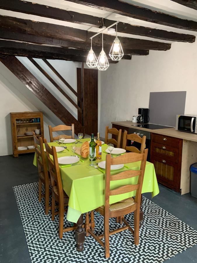 Doxie Cottage Saint-Chabrais Exterior photo